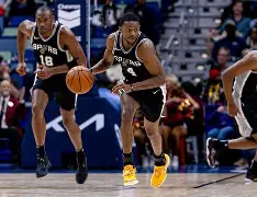 太阳城娱乐城_丹佛掘金NBA战胜菲尼克斯太阳穆雷三分锁定